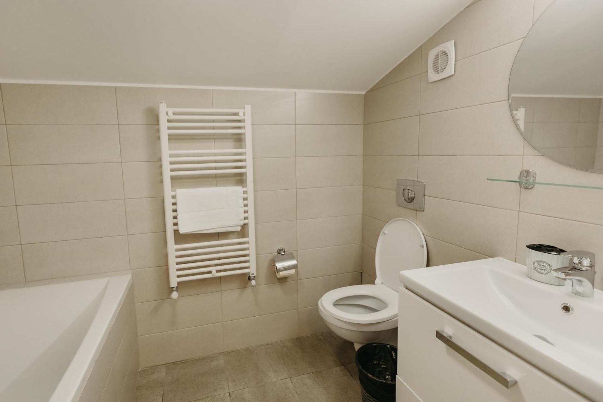 Tm Apartments ティミショアラ エクステリア 写真